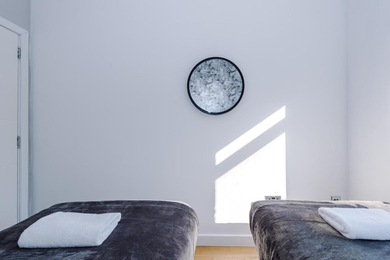 Stylish Apartment Located In The City Centre Of ลิเวอร์พูล ภายนอก รูปภาพ